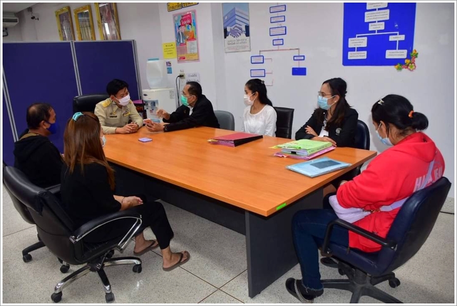 สำนักงานบังคับคดีจังหวัดกาญจนบุรี จัดโครงการไกล่เกลี่ยทั่วไทยร่วมใจช่วยเหลือลูกหนี้ที่ได้รับผลกระทบจากไวรัสโคโรนา 2019 (COVID - 19) ได้สำเร็จทุนทรัพย์กว่า 2 แสนบาท